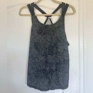 Under Armour tank top, Size M